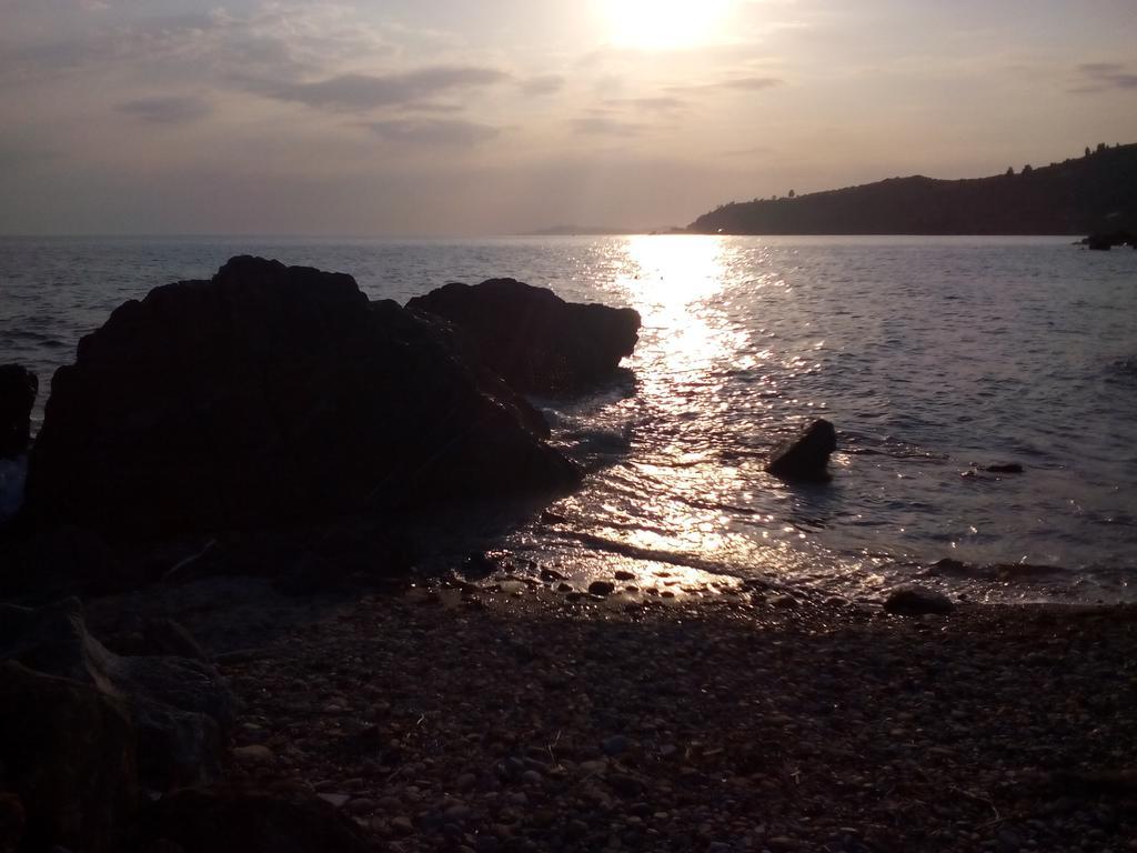 Zavrakli Appartement Agia Paraskevi  Buitenkant foto